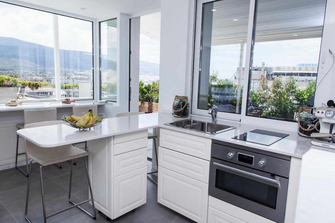 Gorgeous Penthouse With Private Jacuzzi And Amazing View! Apartment Athens Exterior photo